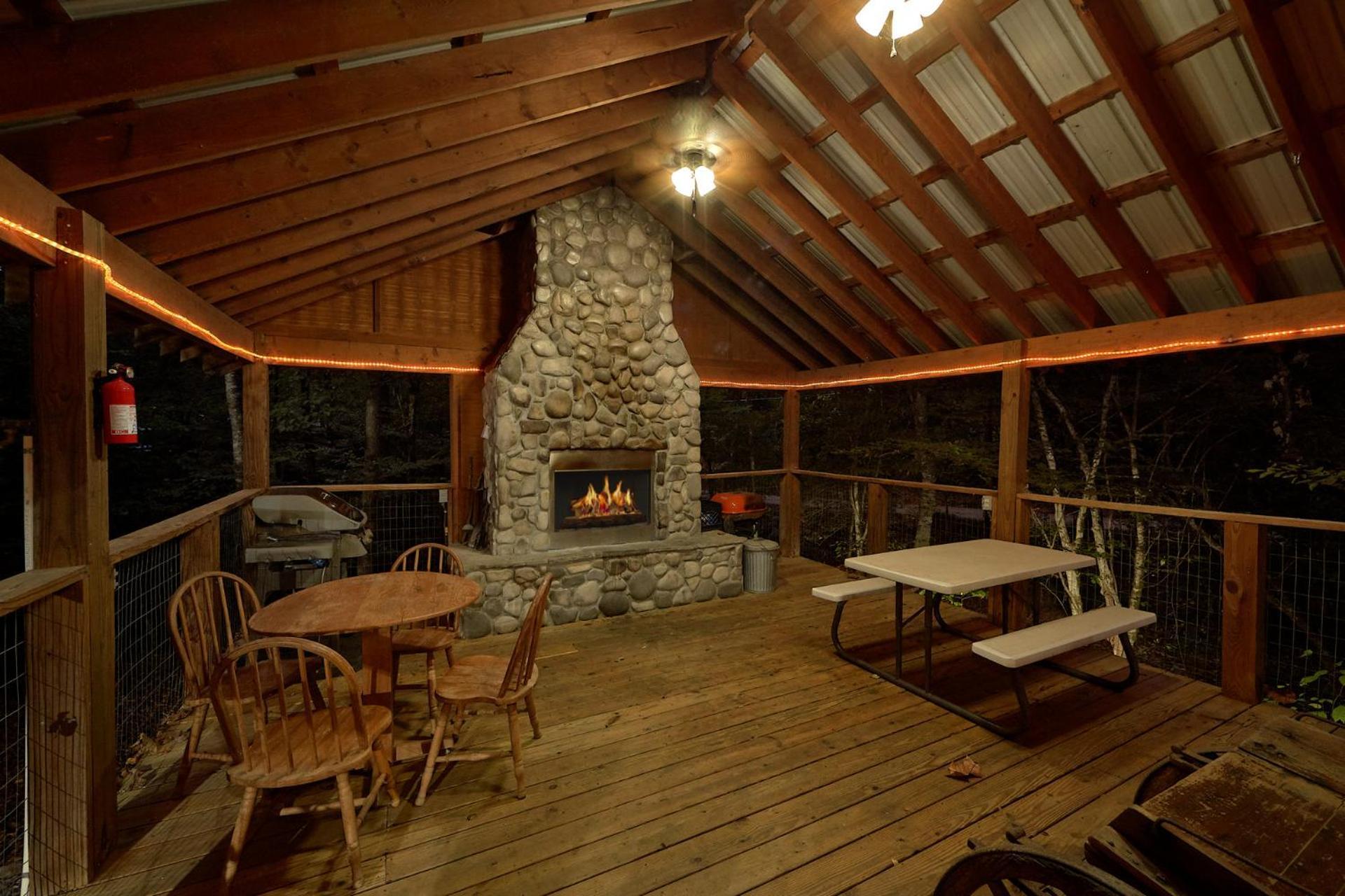Creeksong Holiday Home Gatlinburg Esterno foto