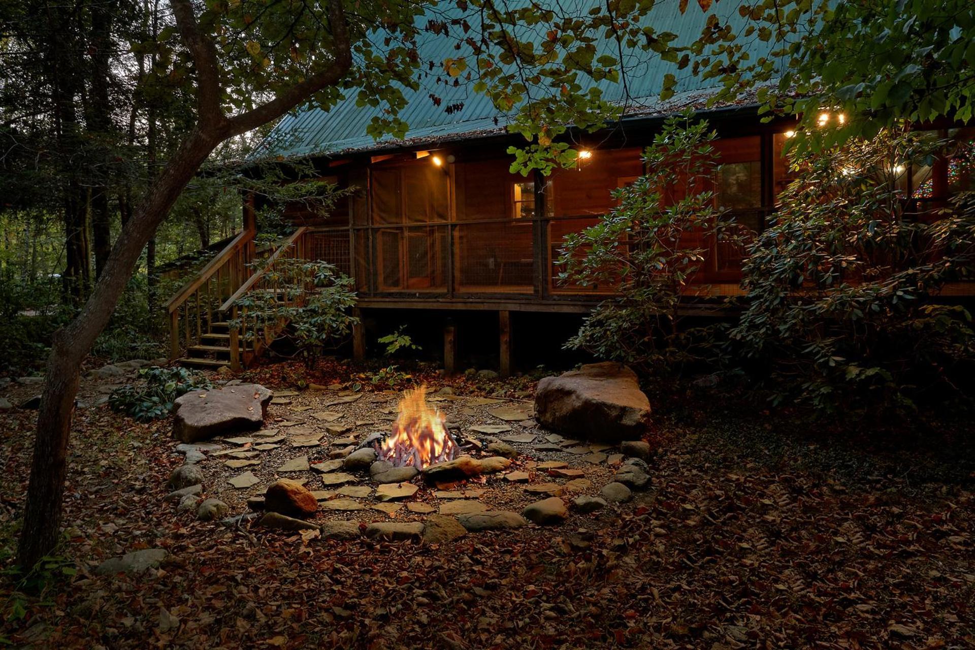 Creeksong Holiday Home Gatlinburg Esterno foto